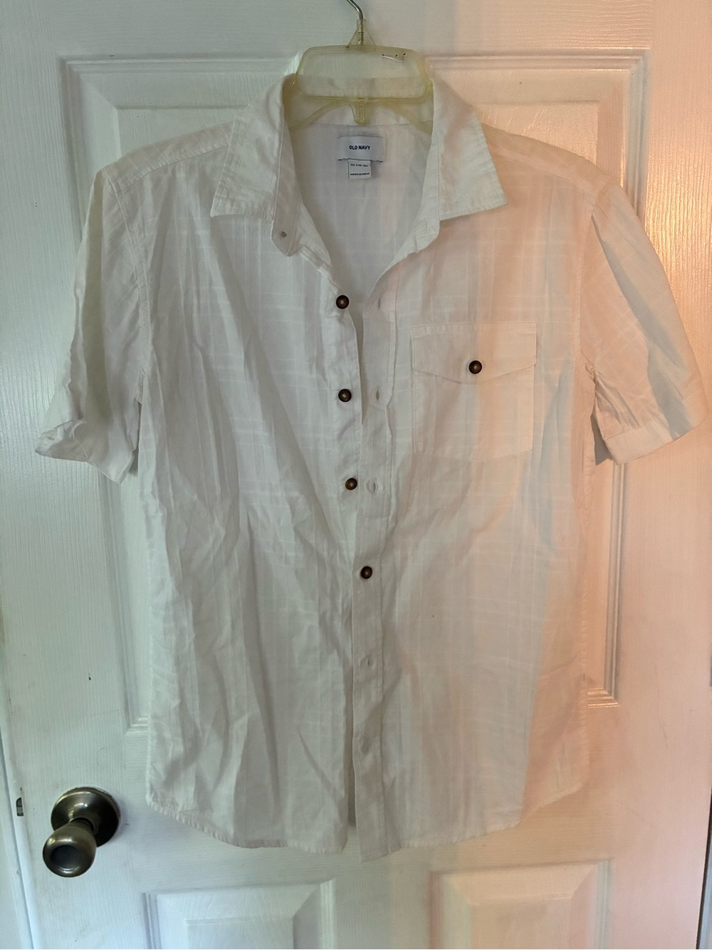 Old Navy Men's White Short-Sleeve Button-Down Shirt with Chest Pocket